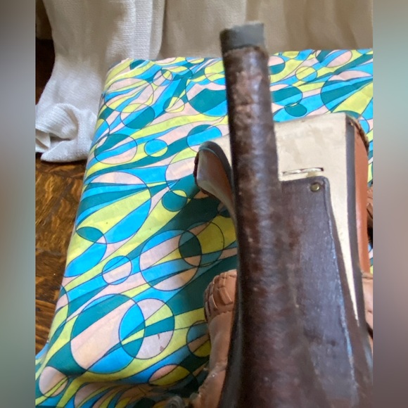 Sexy Max Studio 5 inch Heels - Size 7 - Picture 12 of 14